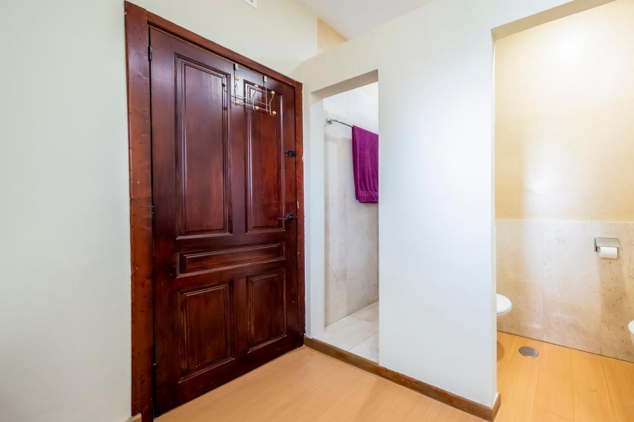 Vahadda House Apartment Palomares del Rio Exterior photo