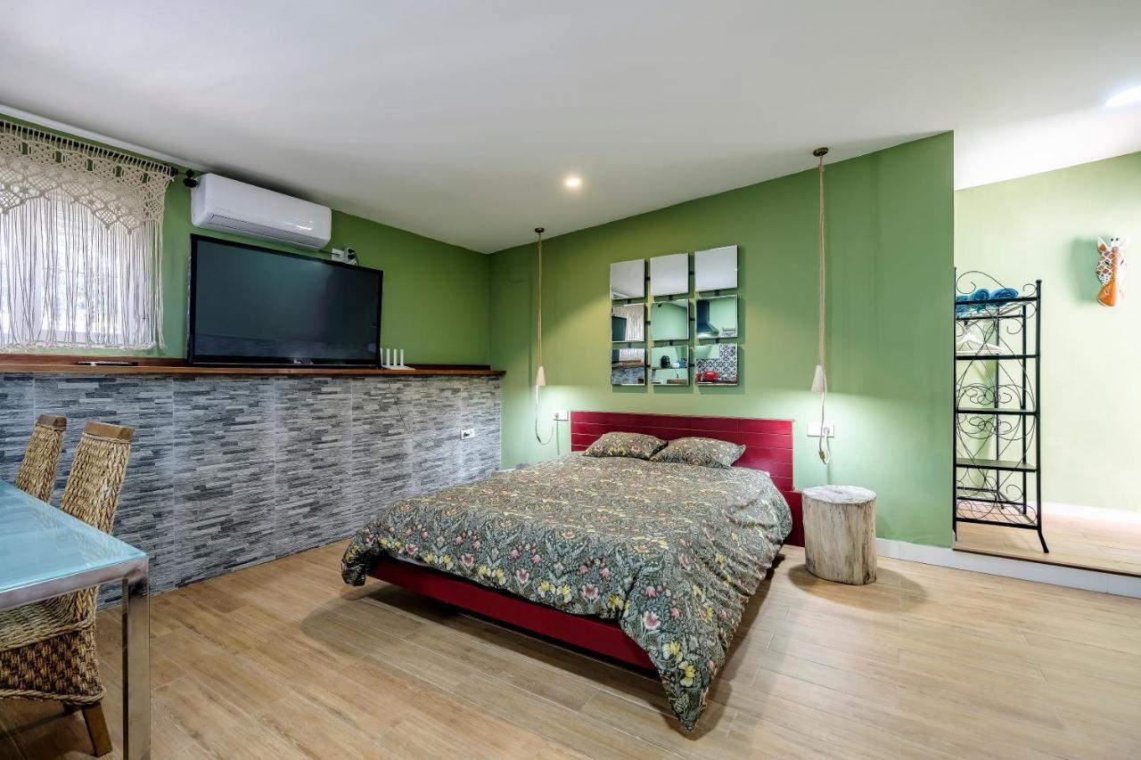 Vahadda House Apartment Palomares del Rio Exterior photo