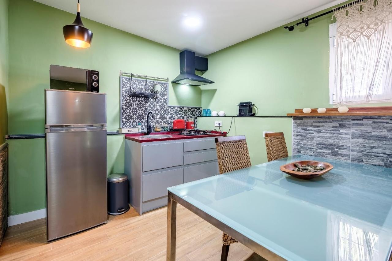 Vahadda House Apartment Palomares del Rio Exterior photo